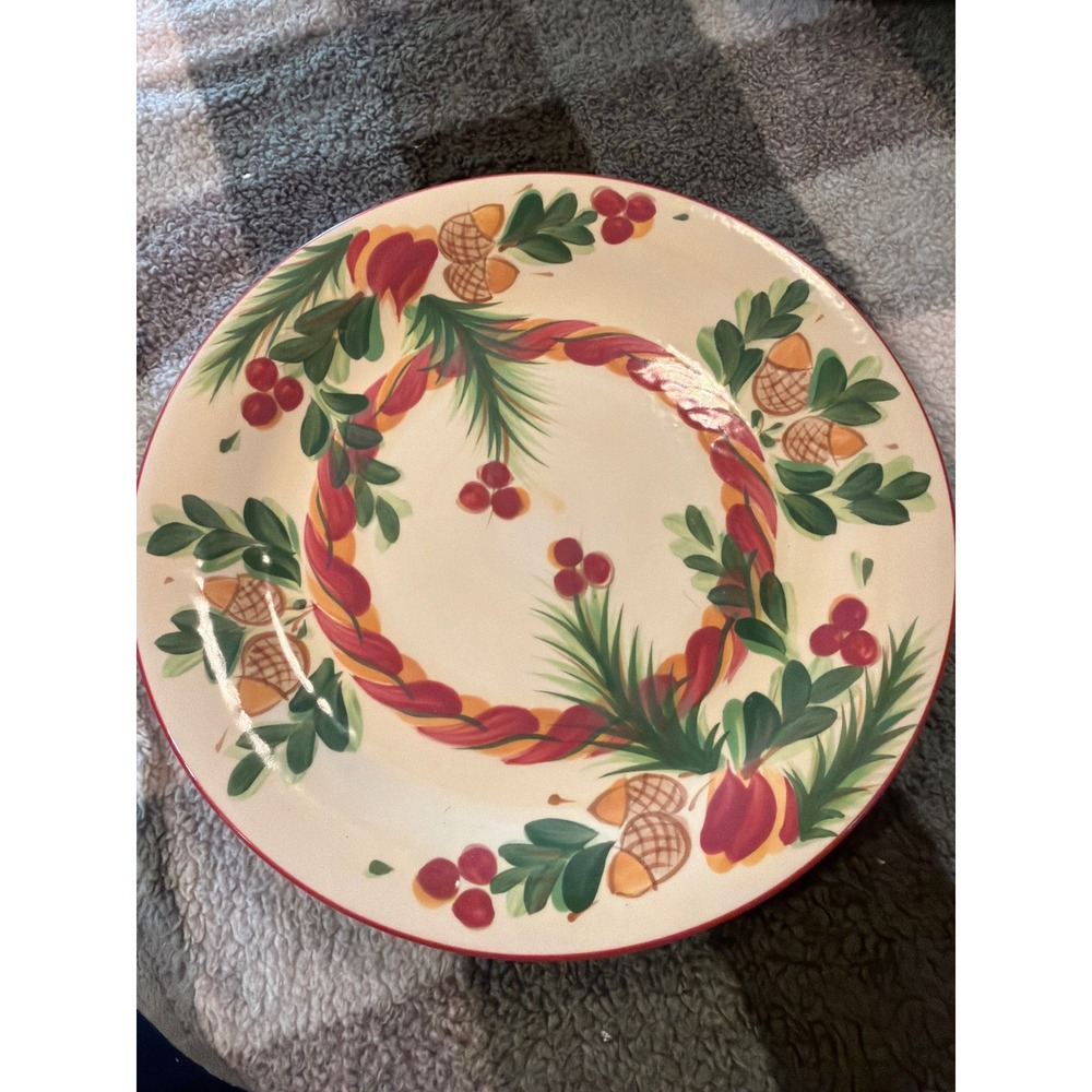 Gail Pittman 2002 Hand Painted Holiday Wreath Dinner Plate Ceramic 10.5 Inch